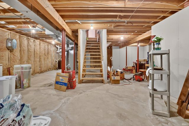 53187 Holly Fern Court, South Bend, IN 46637