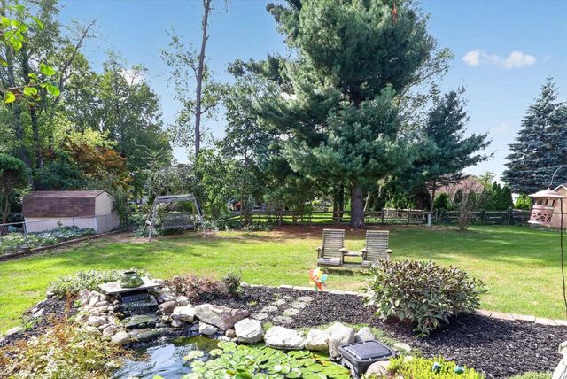 53187 Holly Fern Court, South Bend, IN 46637