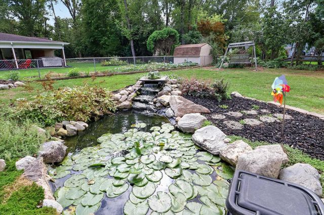53187 Holly Fern Court, South Bend, IN 46637