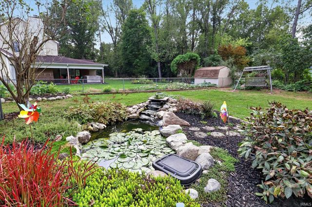 53187 Holly Fern Court, South Bend, IN 46637