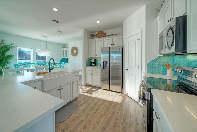 628 Banyan Beach Dr, Port Aransas, TX 78373