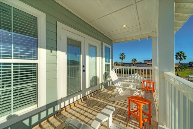 628 Banyan Beach Dr, Port Aransas, TX 78373