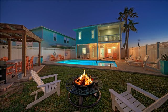 628 Banyan Beach Dr, Port Aransas, TX 78373