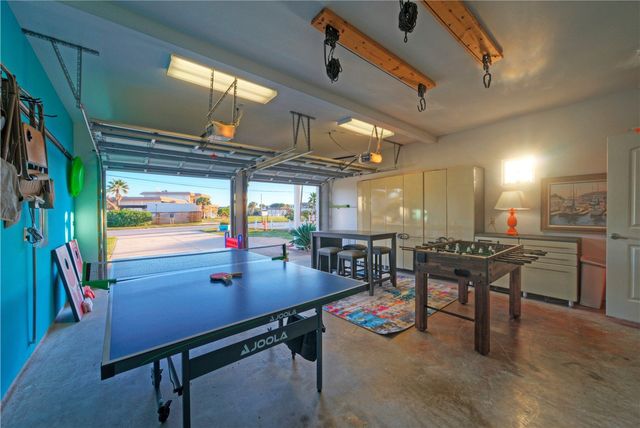 628 Banyan Beach Dr, Port Aransas, TX 78373