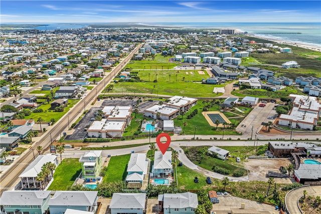 628 Banyan Beach Dr, Port Aransas, TX 78373