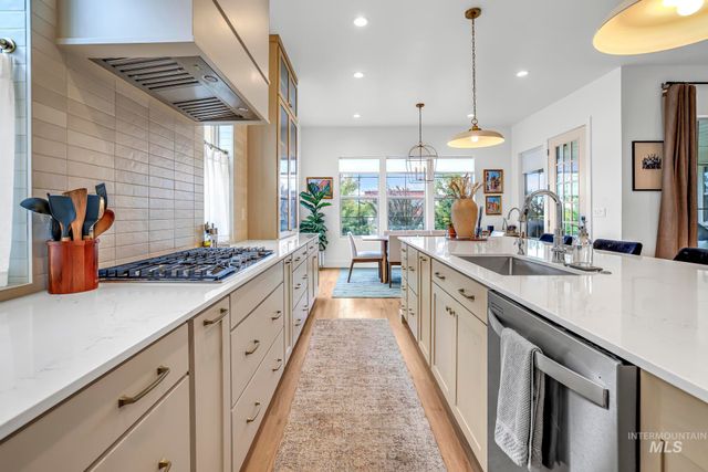 3131 Moonrise Rd, Twin Falls, ID 83301