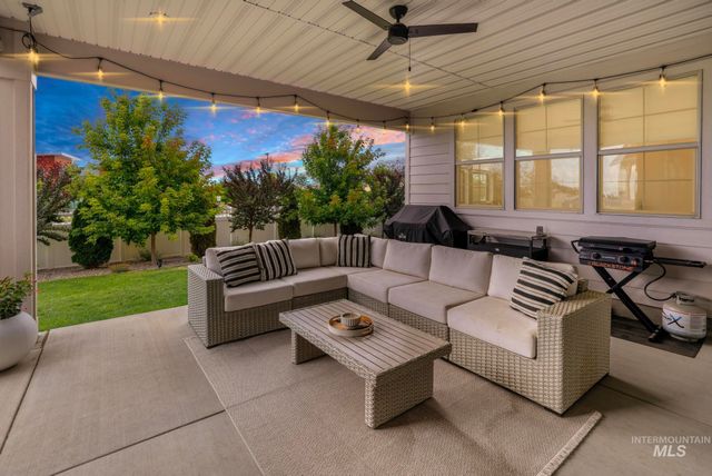3131 Moonrise Rd, Twin Falls, ID 83301