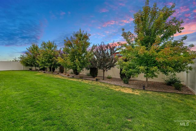 3131 Moonrise Rd, Twin Falls, ID 83301