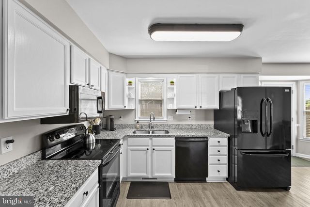 11291 MEADFIELD DR, Bealeton, VA 22712