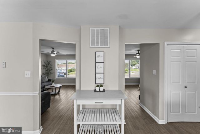11291 MEADFIELD DR, Bealeton, VA 22712