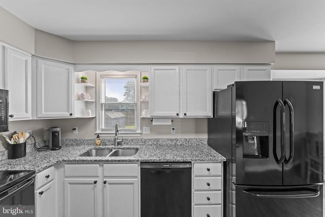 11291 MEADFIELD DR, Bealeton, VA 22712