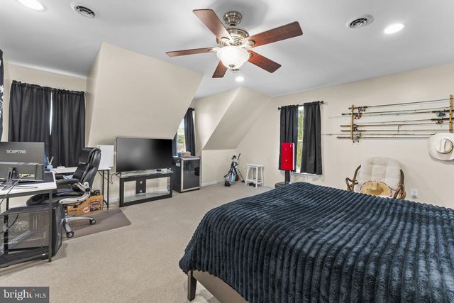 11291 MEADFIELD DR, Bealeton, VA 22712