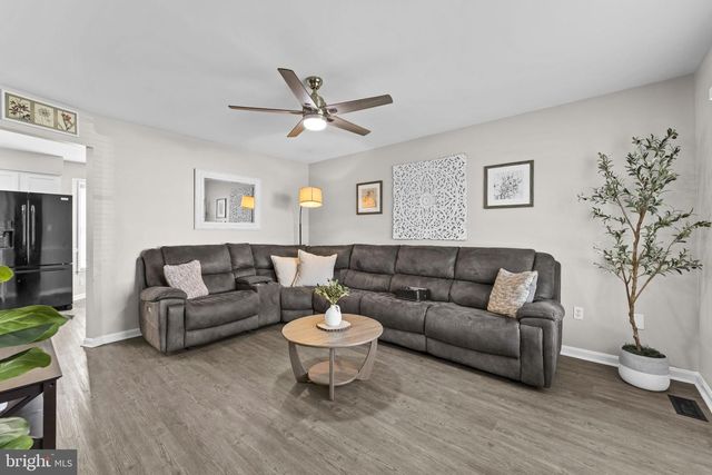 11291 MEADFIELD DR, Bealeton, VA 22712