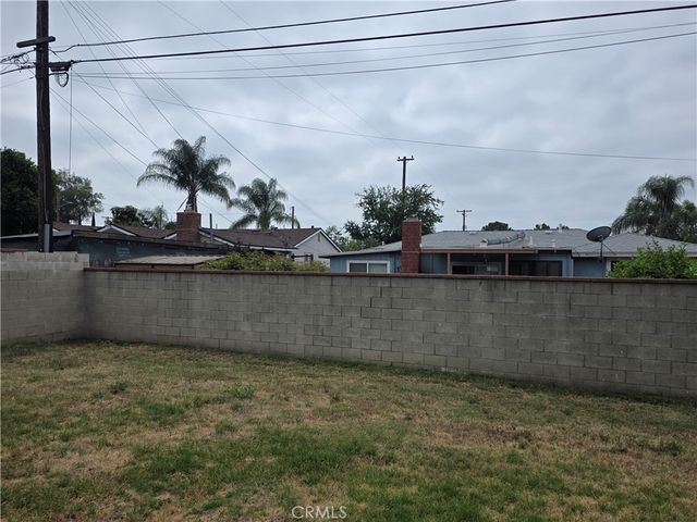 18526 E Petunia, Azusa, CA 91702