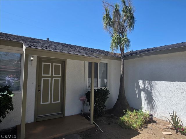 18526 E Petunia, Azusa, CA 91702
