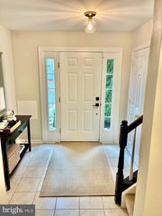 6653 KELSEY POINT CIR, Alexandria, VA 22315