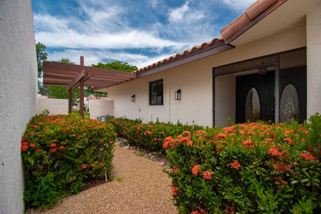 21440 Campo Allegro Drive, Boca Raton, FL 33433