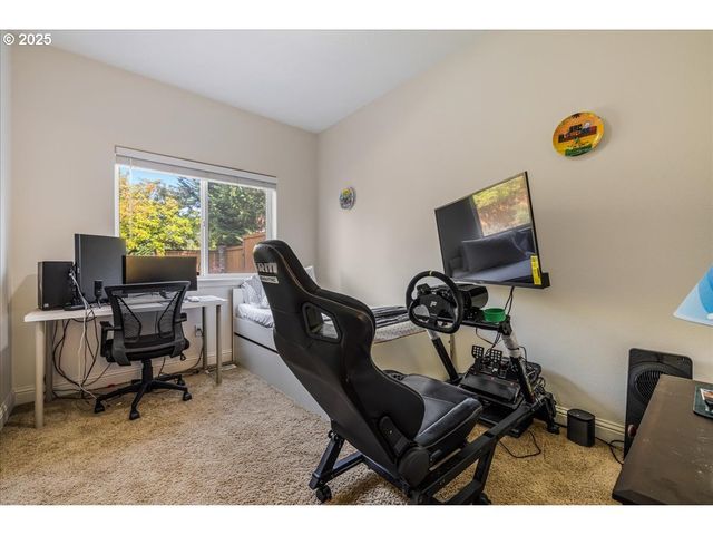 2216 Ne 158TH St, Vancouver, WA 98686