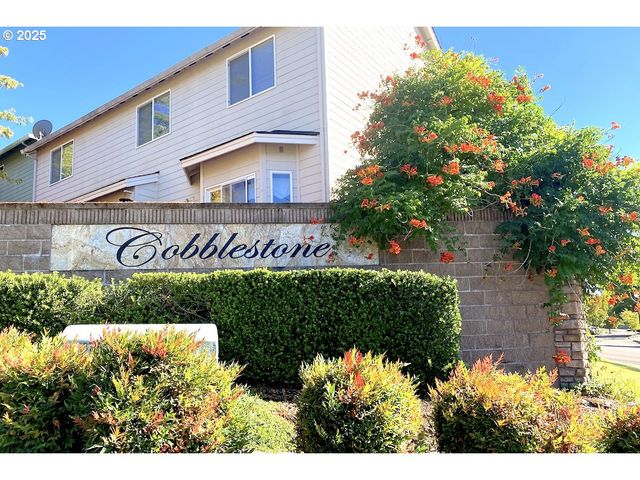 2216 Ne 158TH St, Vancouver, WA 98686