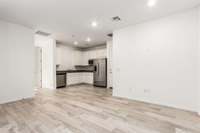 7888 S Bonanza Park Drive, Tucson, AZ 85747