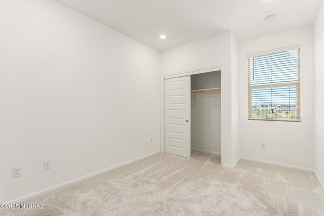 7888 S Bonanza Park Drive, Tucson, AZ 85747