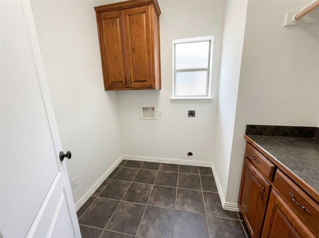 1817 Colorado Court, Burleson, TX 76028