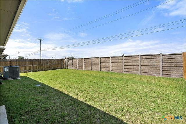 202 Barton Creek Lane, Hutto, TX 78634