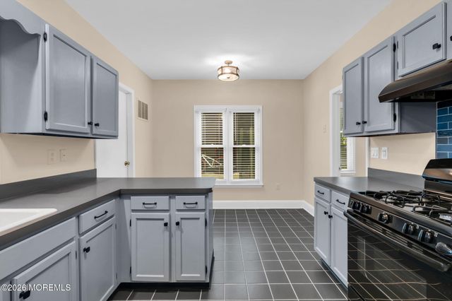 19 Mill Road, Matawan, NJ 07747