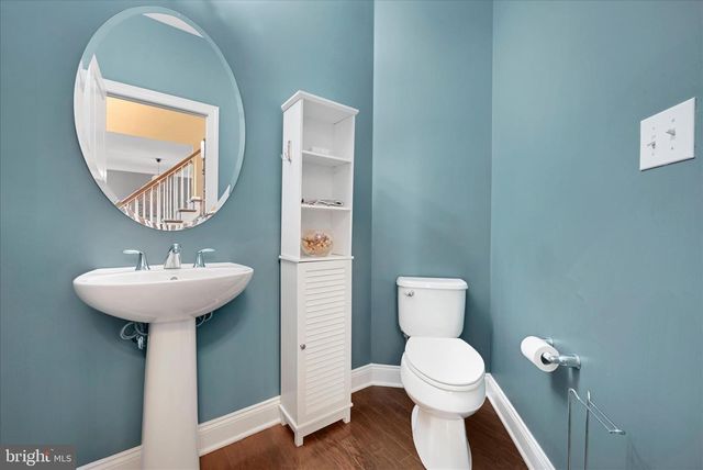 32 DOMINIC DR, Downingtown, PA 19335