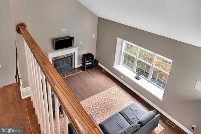 32 DOMINIC DR, Downingtown, PA 19335