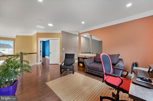 32 DOMINIC DR, Downingtown, PA 19335