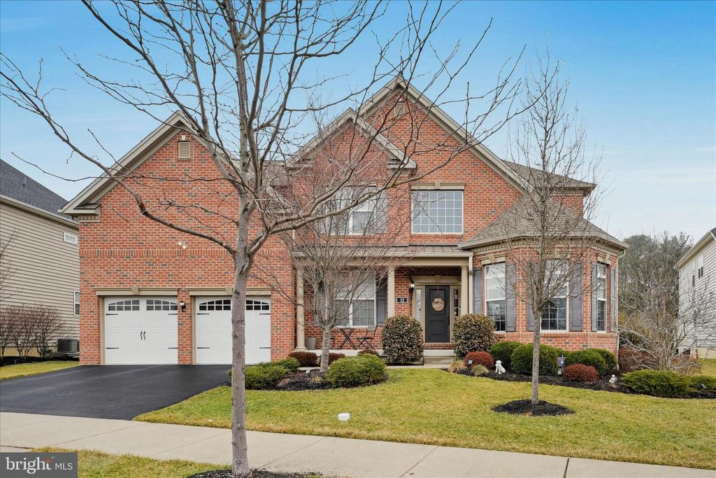 32 DOMINIC DR, Downingtown, PA 19335