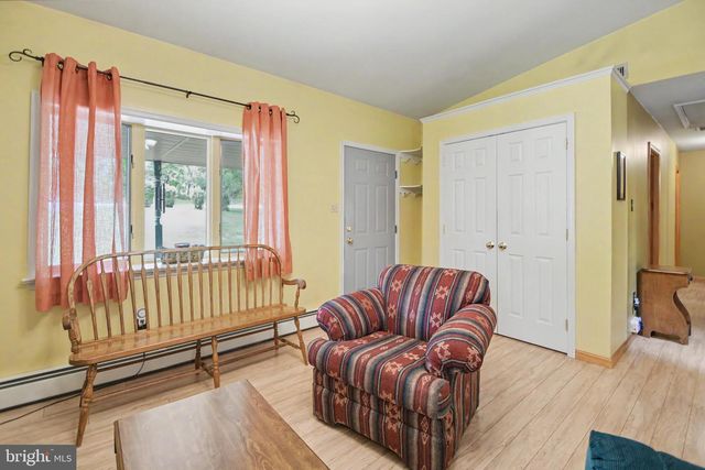 126 LENAPE RD, Barto, PA 19504