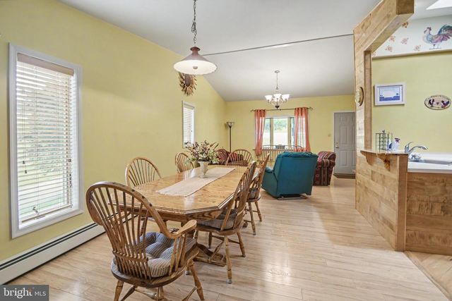 126 LENAPE RD, Barto, PA 19504