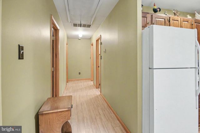 126 LENAPE RD, Barto, PA 19504