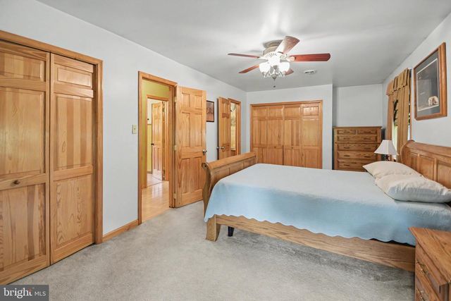126 LENAPE RD, Barto, PA 19504