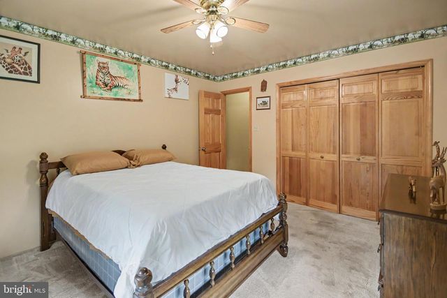 126 LENAPE RD, Barto, PA 19504