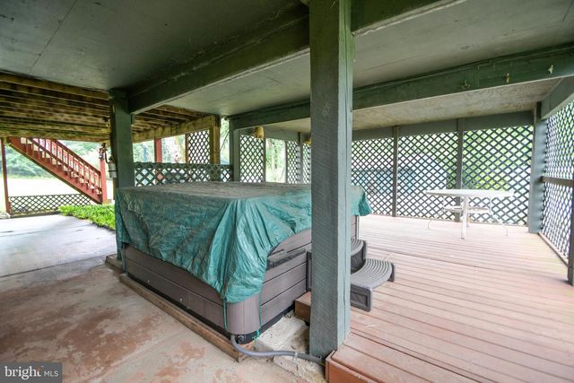 126 LENAPE RD, Barto, PA 19504
