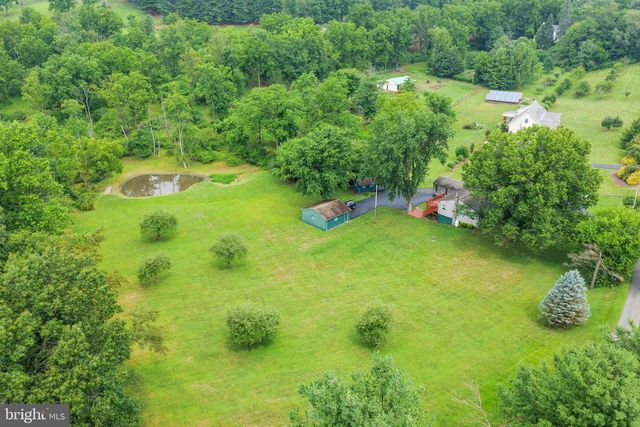 126 LENAPE RD, Barto, PA 19504