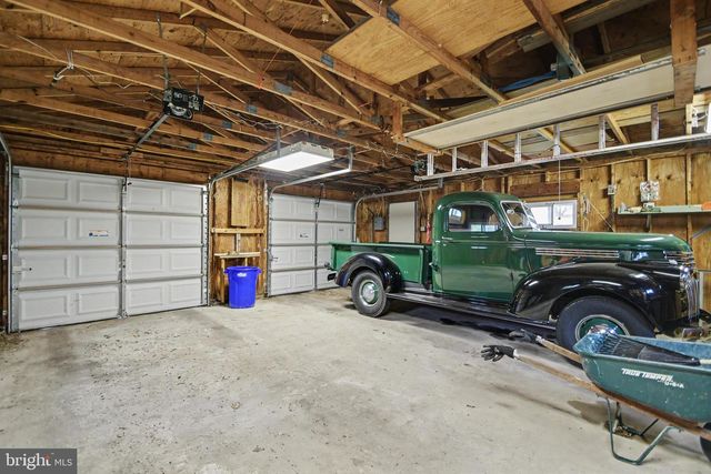 126 LENAPE RD, Barto, PA 19504