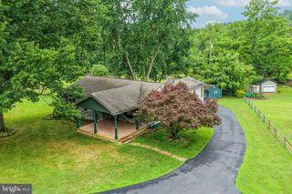 126 LENAPE RD, Barto, PA 19504