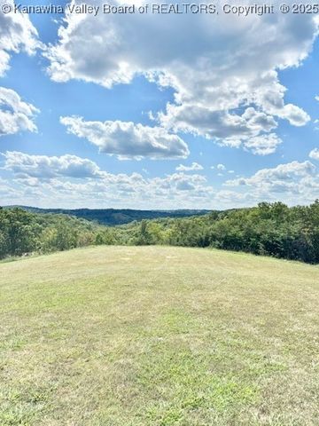 772 Fairview Lane, Given, WV 25245