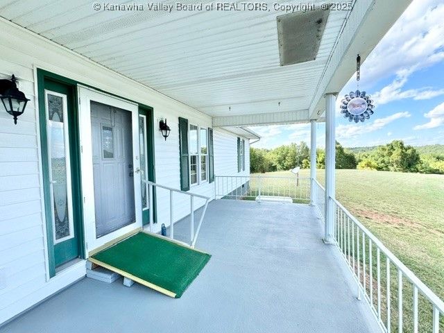 772 Fairview Lane, Given, WV 25245