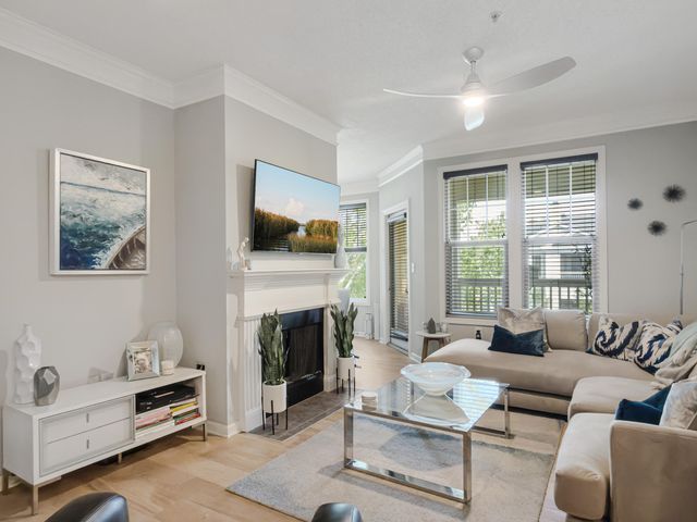 2432 Chatelain Way, Mount Pleasant, SC 29464