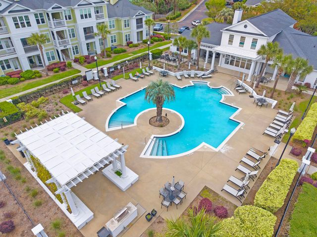 2432 Chatelain Way, Mount Pleasant, SC 29464