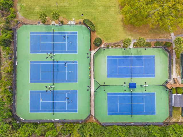 2432 Chatelain Way, Mount Pleasant, SC 29464