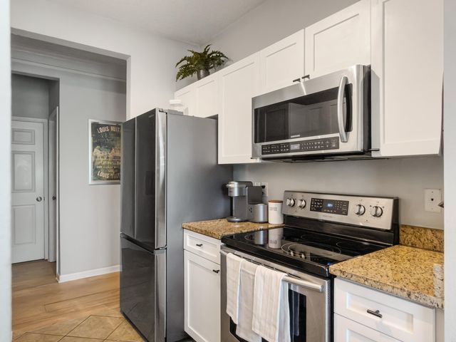 2432 Chatelain Way, Mount Pleasant, SC 29464