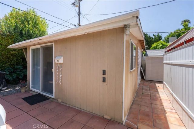 6700 Capps, Reseda, CA 91335
