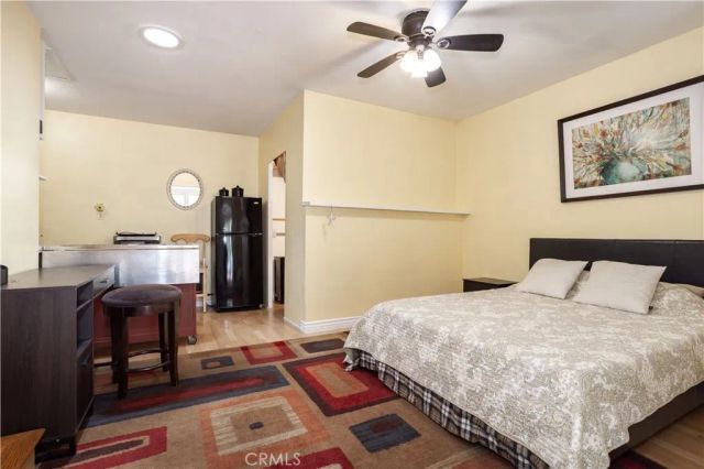 6700 Capps, Reseda, CA 91335