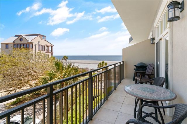 800 Ocean Blvd 204, St Simons Island, GA 31522